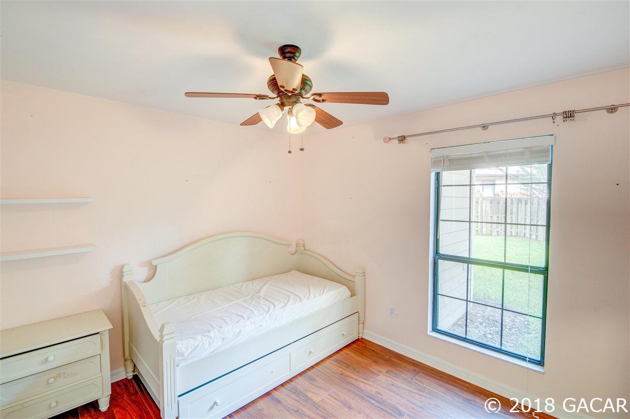 910 Southwest 79 Terrace Gainesville, FL 32607 - Photo 23 of 28 Gallery Image 23