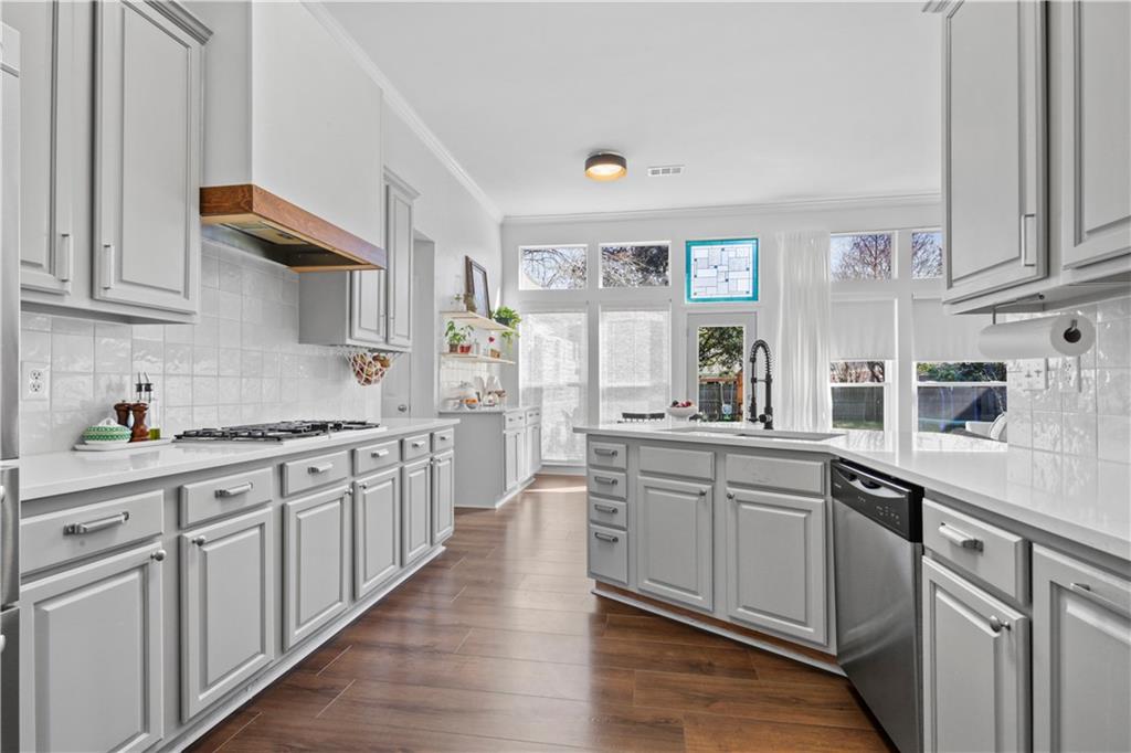 673 Maple Street Mandeville, LA 70448 - Photo 4 of 10 Gallery Image 4