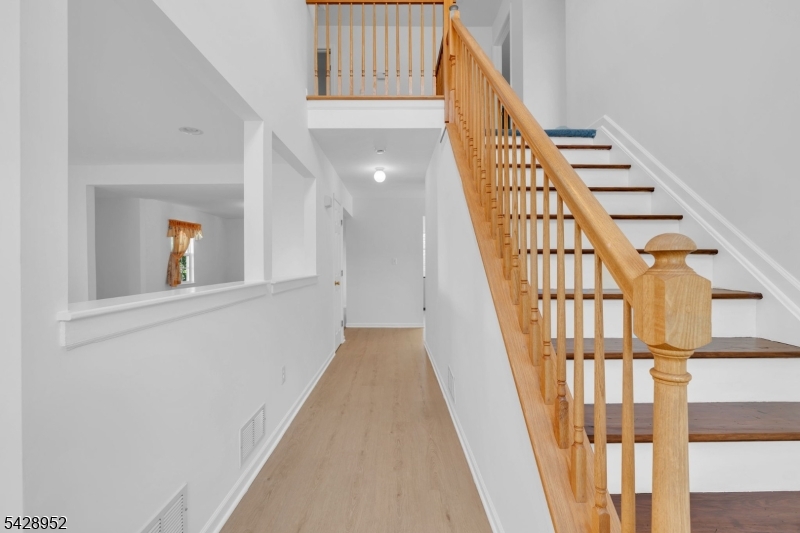 4 Leigh Road Hillsborough, NJ 08844 - Photo 6 of 50