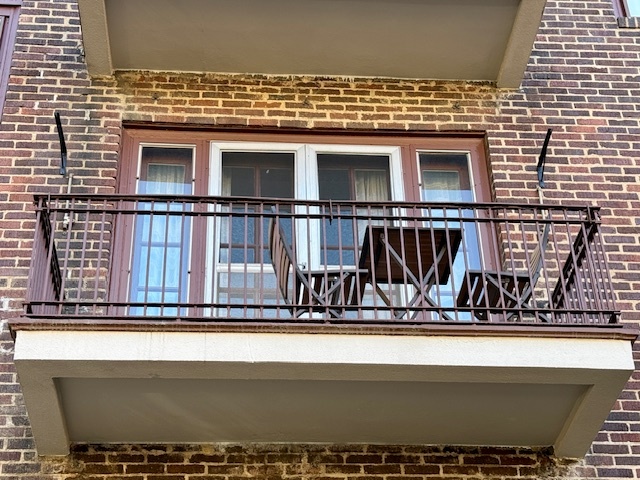 307 North Prairie Street, Unit 9 Champaign, IL 61820 - Photo 28 of 41 a view of front door