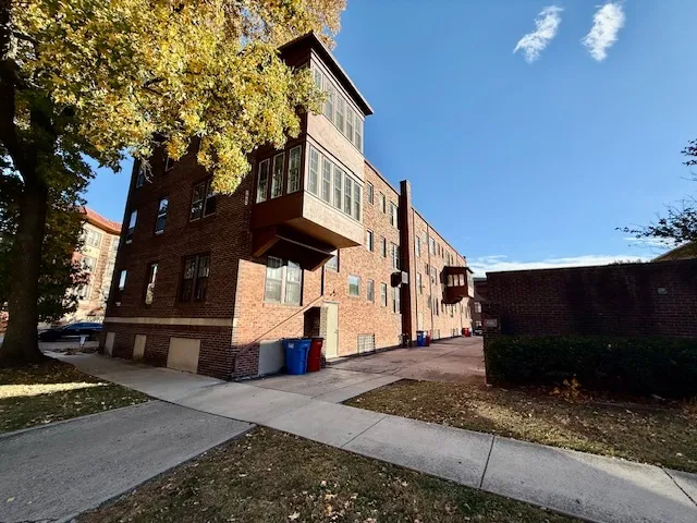 $125,000 | 307 North Prairie Street, Unit 9, Champaign, IL 61820