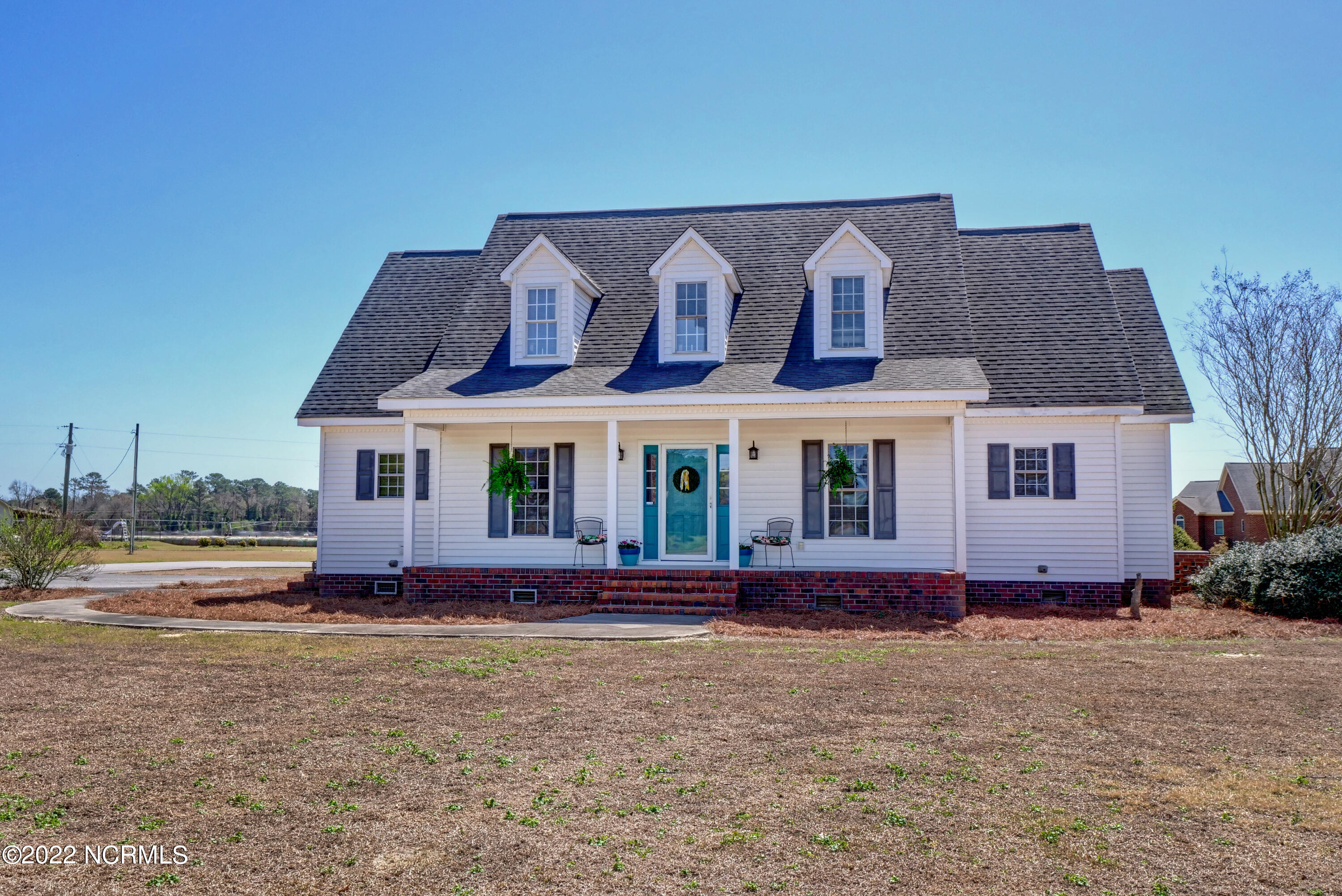 626 Quinn Store Road Beulaville, NC 28518 - Photo 1 of 43 001_p7977824_25_26_27_28_29_30