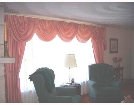 178 Clark Road Perryopolis, PA 15473 - Photo 3 of 8 Living Room.