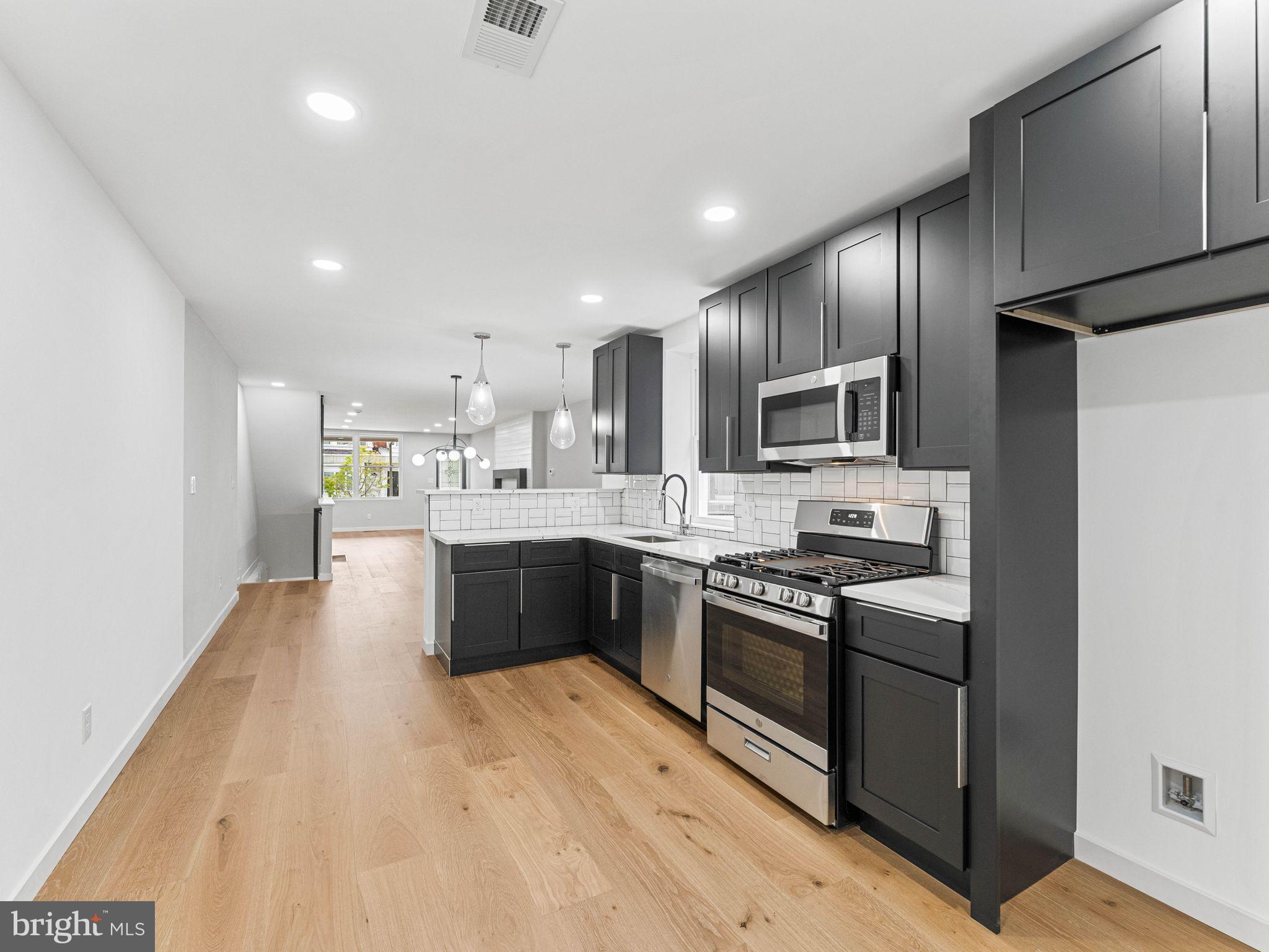 6058 Webster Street Philadelphia, PA 19143 - Photo 9 of 33