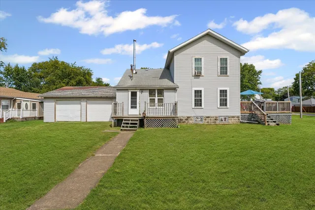 $95,000 | 402 West Ash Street, Fairbury, IL 61739