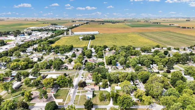 $95,000 | 402 West Ash Street, Fairbury, IL 61739