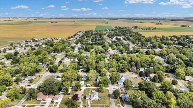 $95,000 | 402 West Ash Street, Fairbury, IL 61739