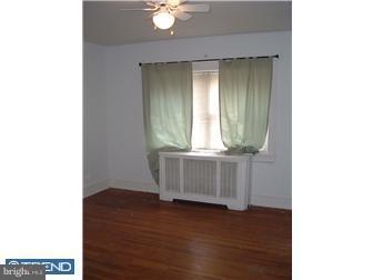 7221 Brent Road Upper Darby, PA 19082 - Photo 9 of 12