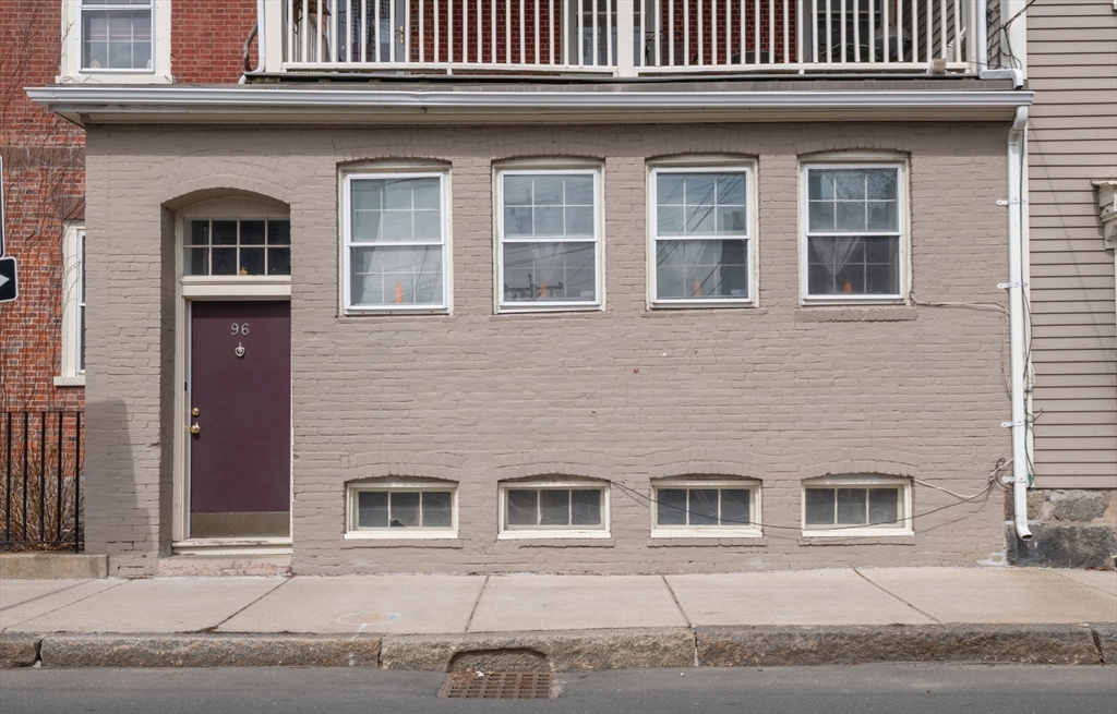 96 Derby Street, Unit 1 Salem, MA 01970 - Photo 2 of 31