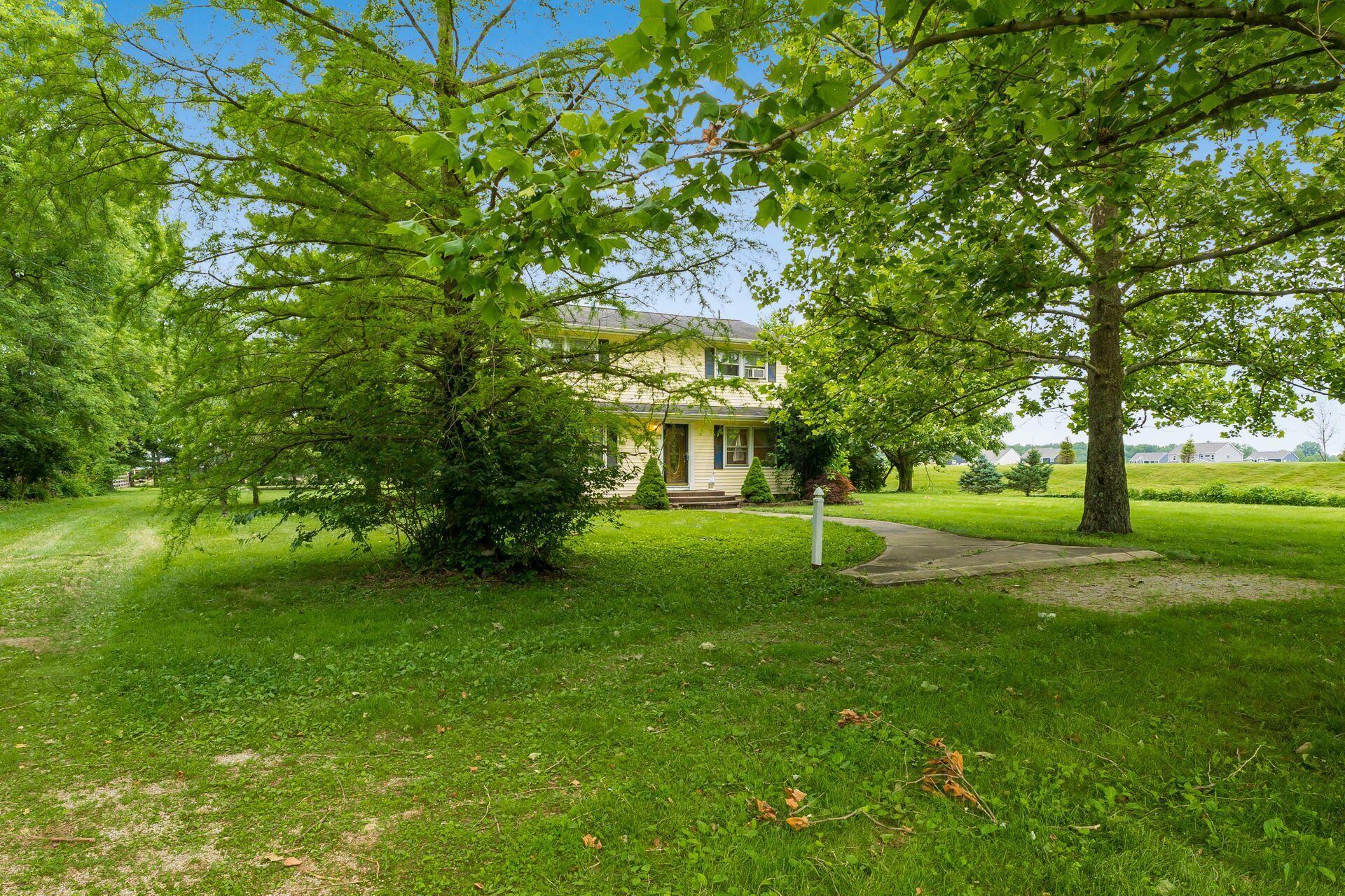 3368 Cheshire Road Delaware, OH 43015 - Photo 2 of 36 001_ 3368 Cheshire Rd 004