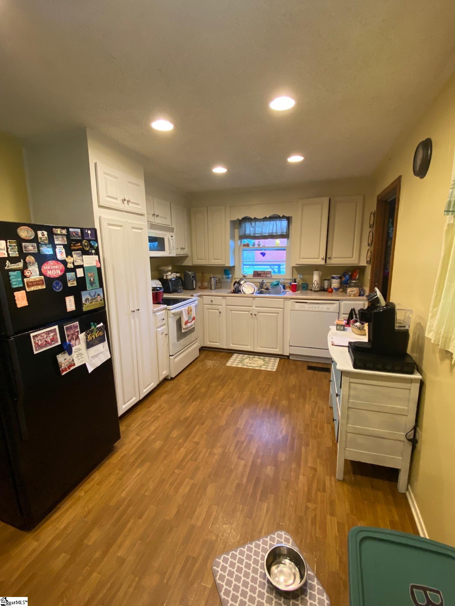 222 Bellview Church Road Laurens, SC 29360 - Photo 5 of 17 Gallery Image 5