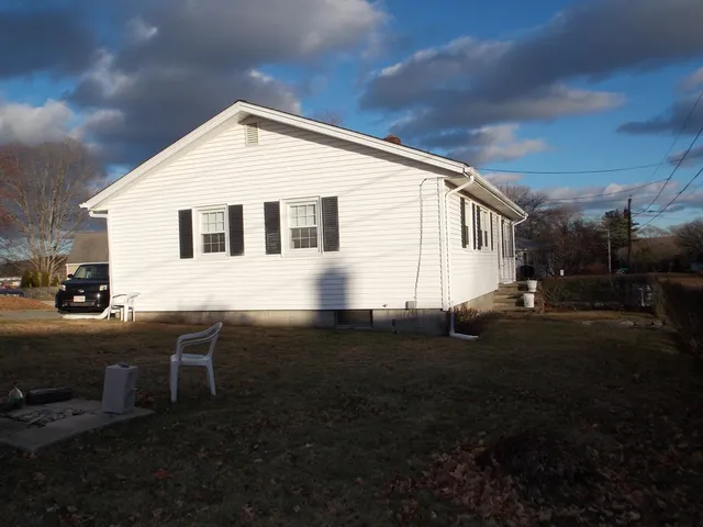 $343,000 | 78 2nd Island Road, Webster, MA 01570