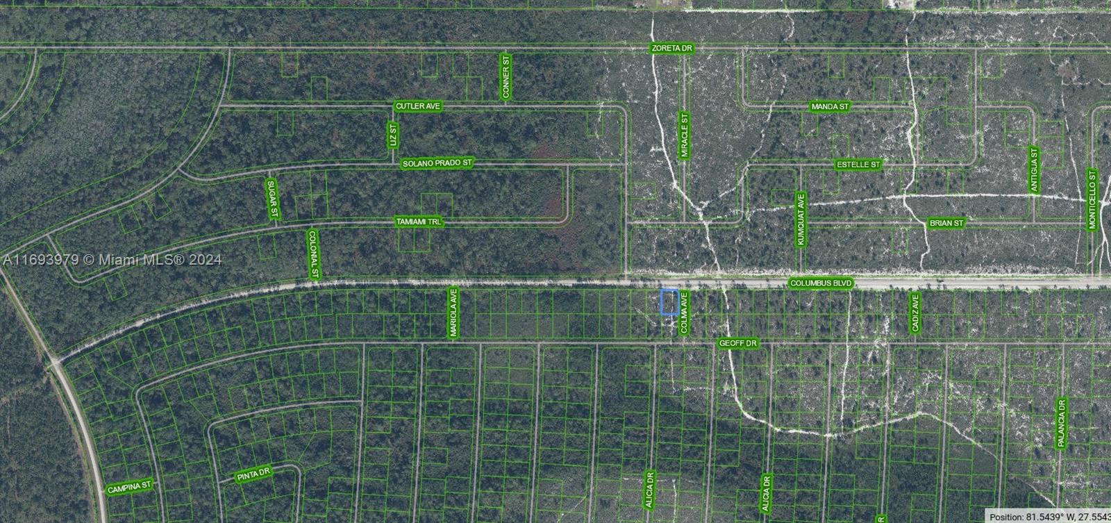 6503 Colma Avenue Sebring, FL 33872 - Photo 3 of 28 a bathroom with a shower