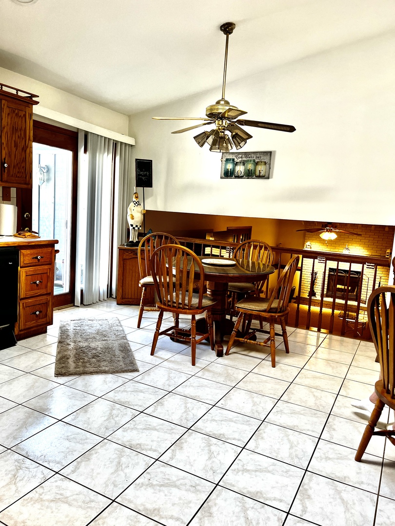3545 Tiffany Lane Morris, IL 60450 - Photo 6 of 26