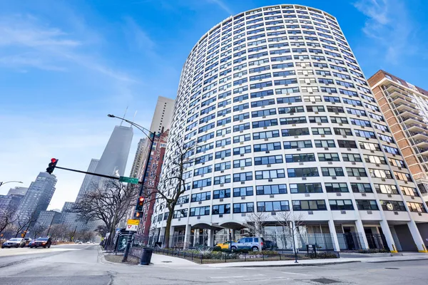 $325,000 | 1150 North Lake Shore Drive, Unit 13C, Chicago, IL 60611