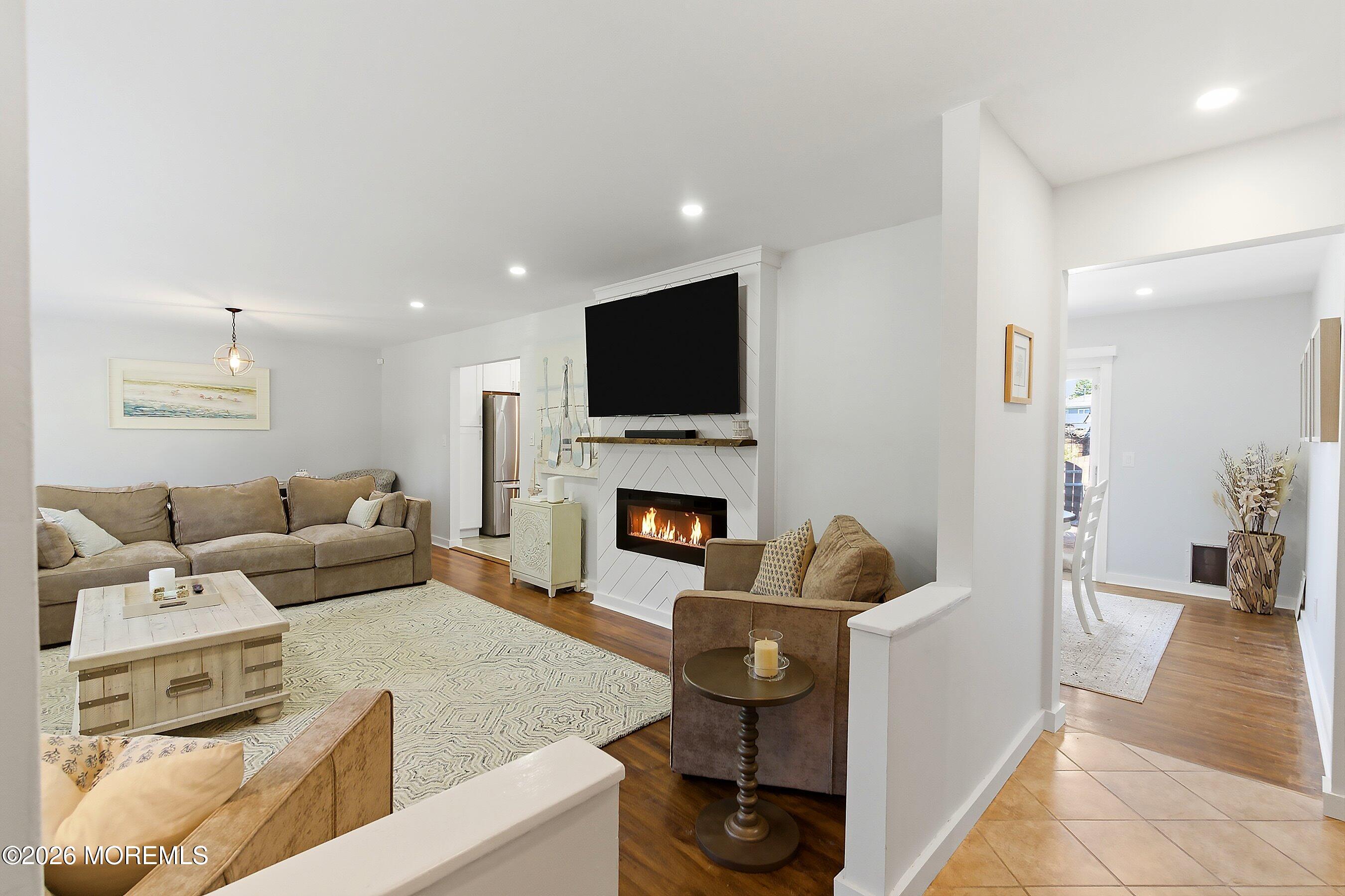 745 Midstreams Road Brick, NJ 08724 - Photo 7 of 32 Living room