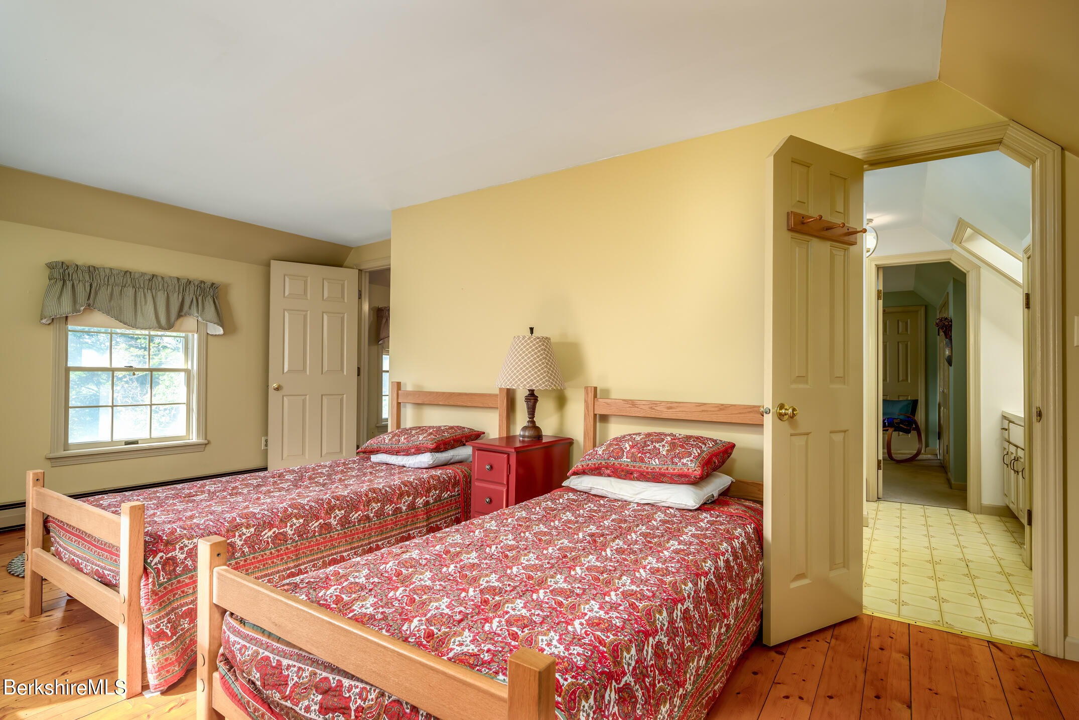 69 County Road Pownal, VT 05261 - Photo 29 of 33 a bedroom with bed and window