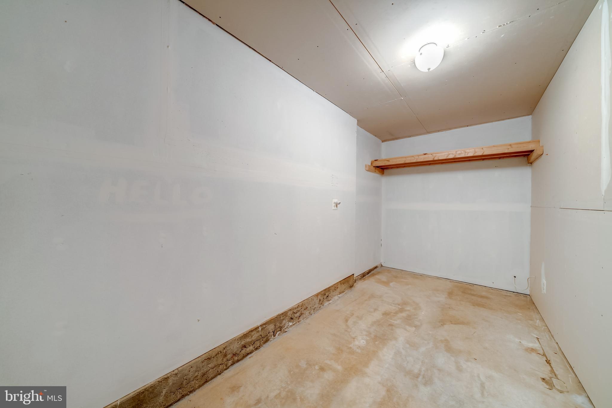 8609 Raglan Road Vienna, VA 22182 - Photo 43 of 83 STORAGE OR HOME OFFICE WITH A LITTLE SPIFF-UP