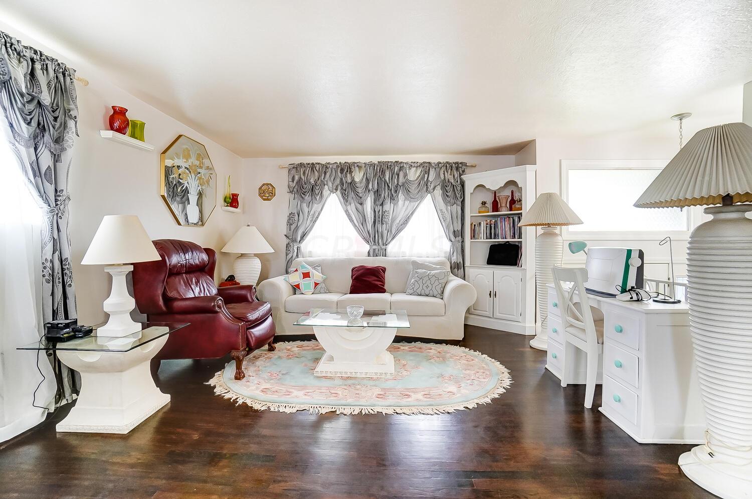 3971 Briggs Road Columbus, OH 43228 - Photo 5 of 39 Gallery Image 5