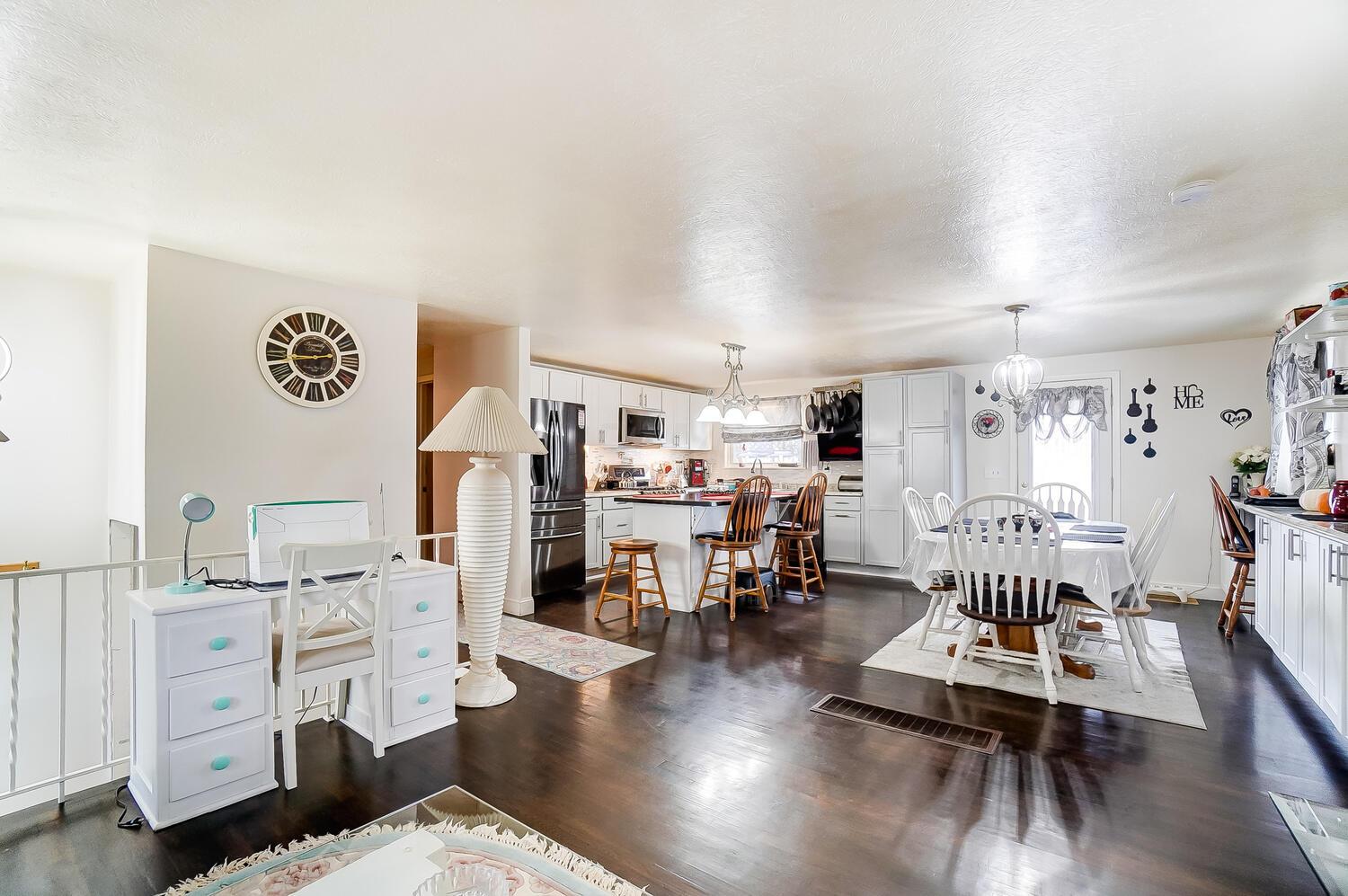3971 Briggs Road Columbus, OH 43228 - Photo 7 of 39 Gallery Image 7