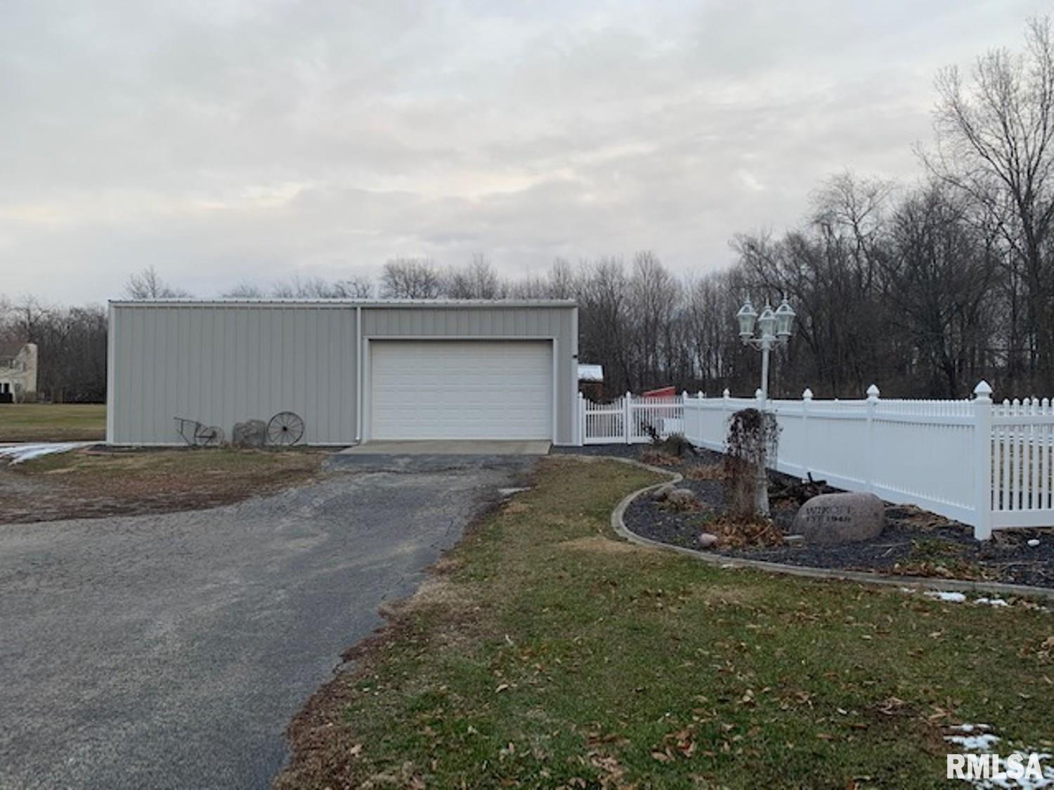 190 North Koke Mill Road Springfield, IL 62711 - Photo 17 of 22