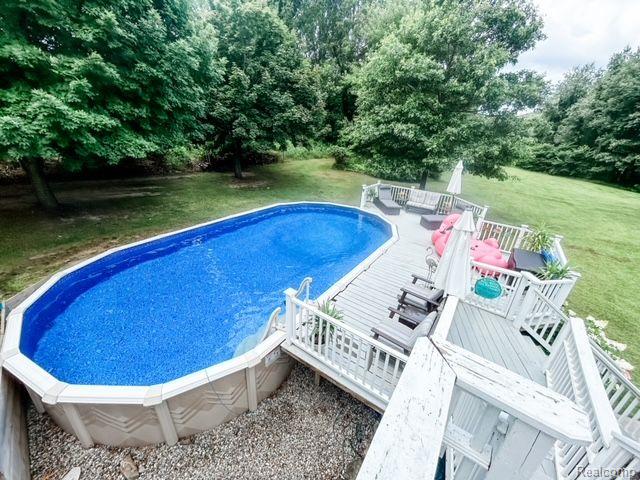 11256 Country Lane Pinckney, MI 48169 - Photo 3 of 38