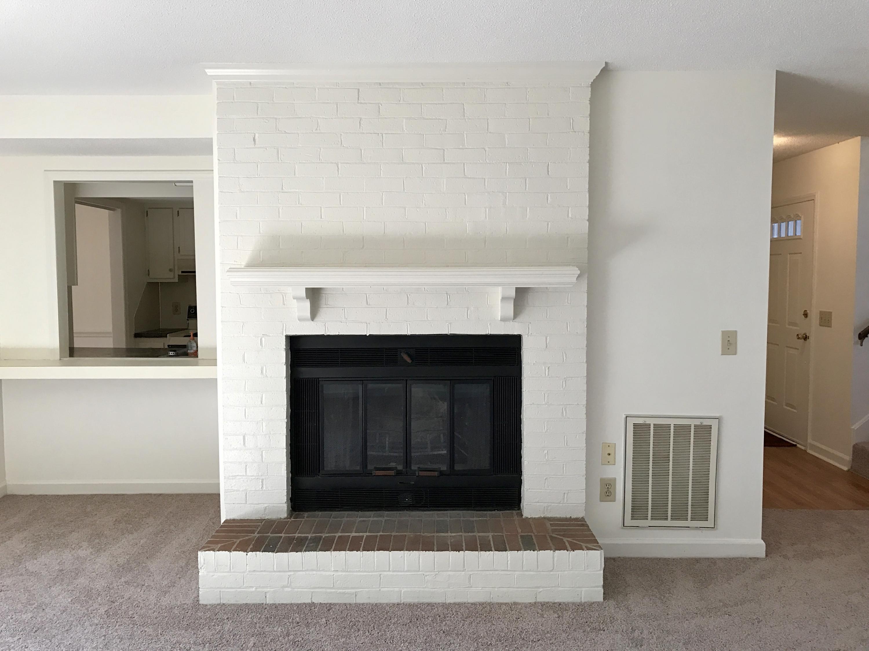 1965 Quail Ridge Road, Unit F Greenville, NC 27858 - Photo 6 of 18 fullsizeoutput_faf
