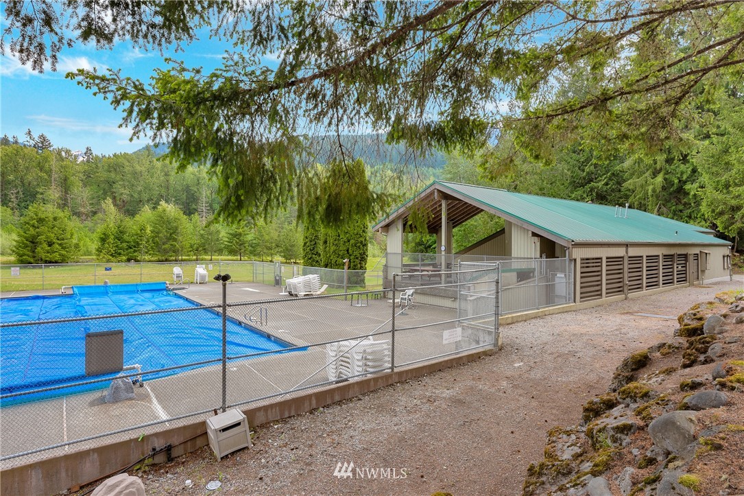 11093 Alpine Road Deming, WA 98244 - Photo 15 of 22 Gallery Image 15