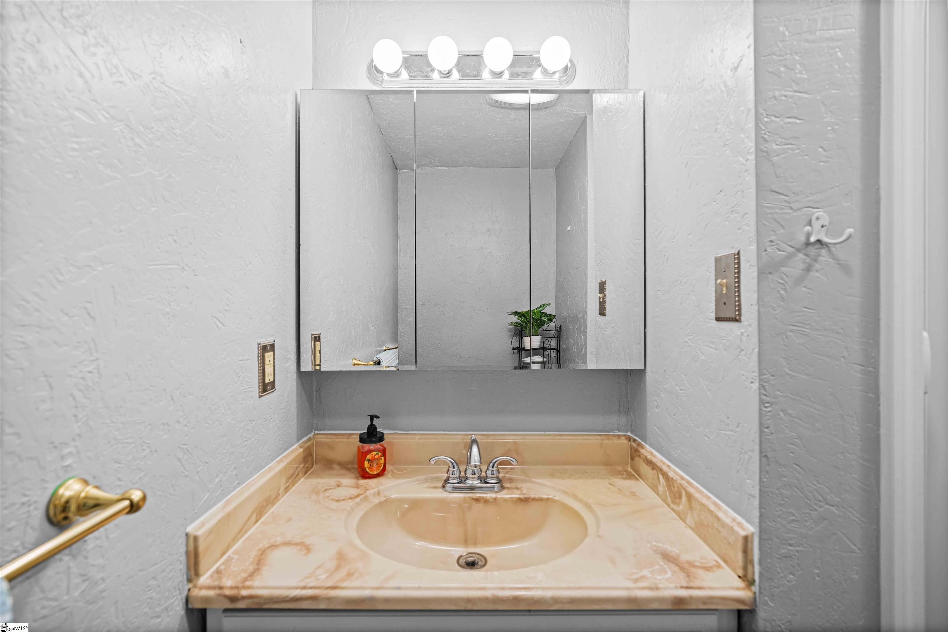 20 Hudson Street Taylors, SC 29687 - Photo 16 of 30