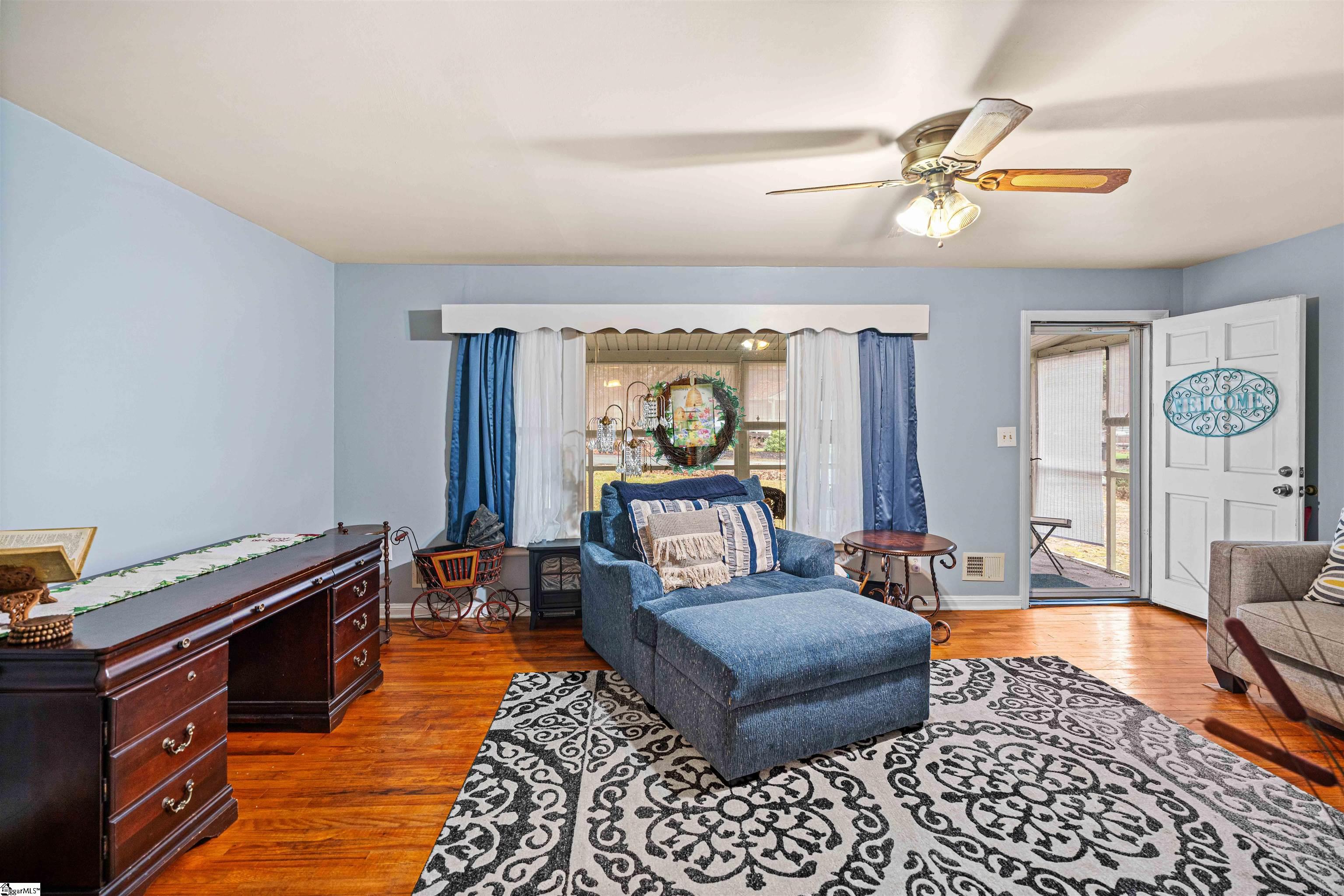 20 Hudson Street Taylors, SC 29687 - Photo 4 of 30