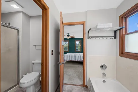 $450,000 | 1266 Sagebrush Trail, Cary, IL 60013