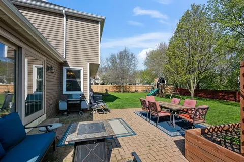 $450,000 | 1266 Sagebrush Trail, Cary, IL 60013