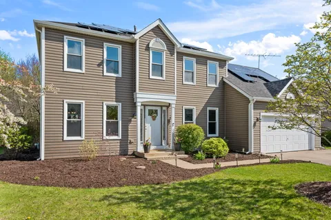 $450,000 | 1266 Sagebrush Trail, Cary, IL 60013