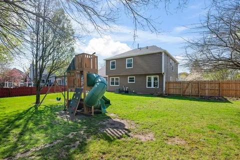 $450,000 | 1266 Sagebrush Trail, Cary, IL 60013