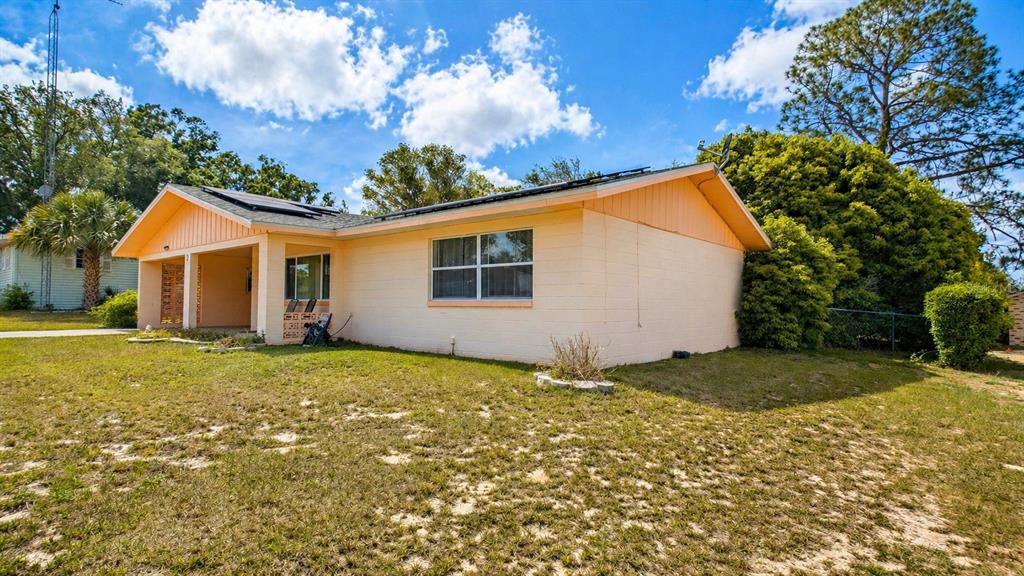 2 Clear Place Ocala, FL 34472 - Photo 2 of 23 a view of a house with a yard