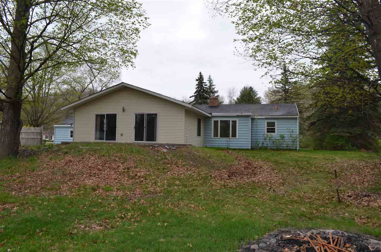 3853 Five Mile Road Traverse City, MI 49686 - Photo 27 of 30 1799538-26.JPG