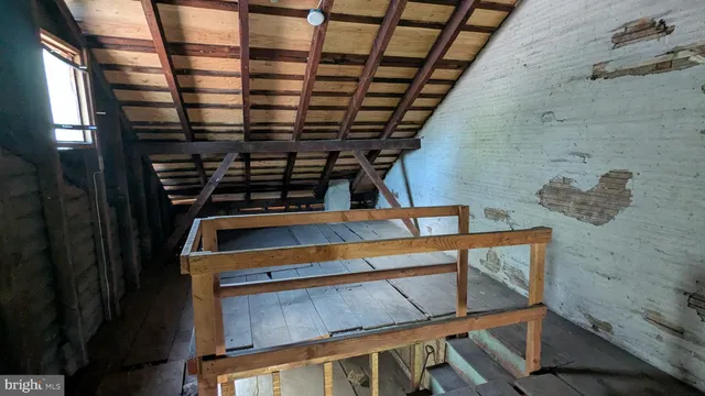 a sign that is on the side of a building