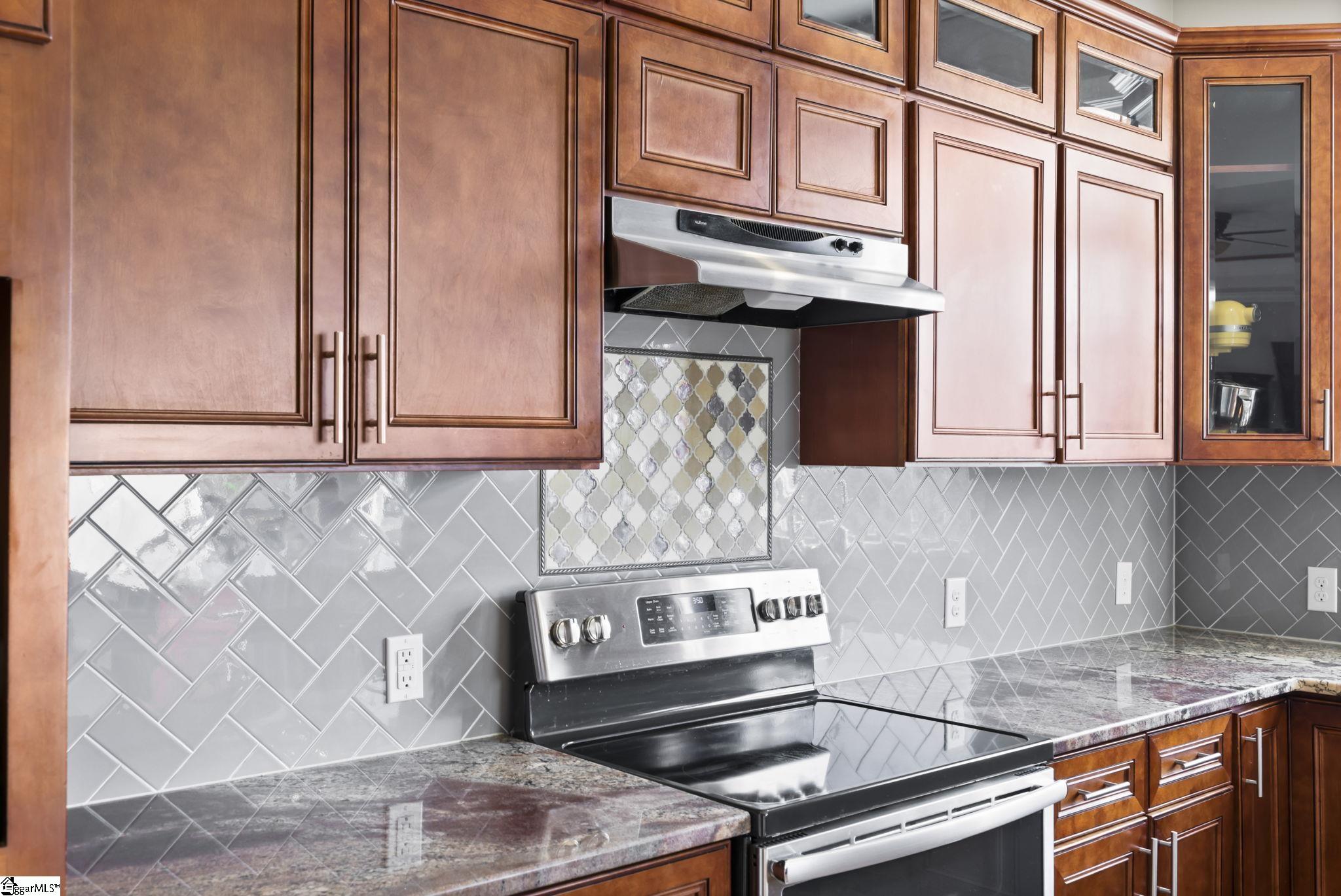 240 Wilkins Road Campobello, SC 29322 - Photo 4 of 45