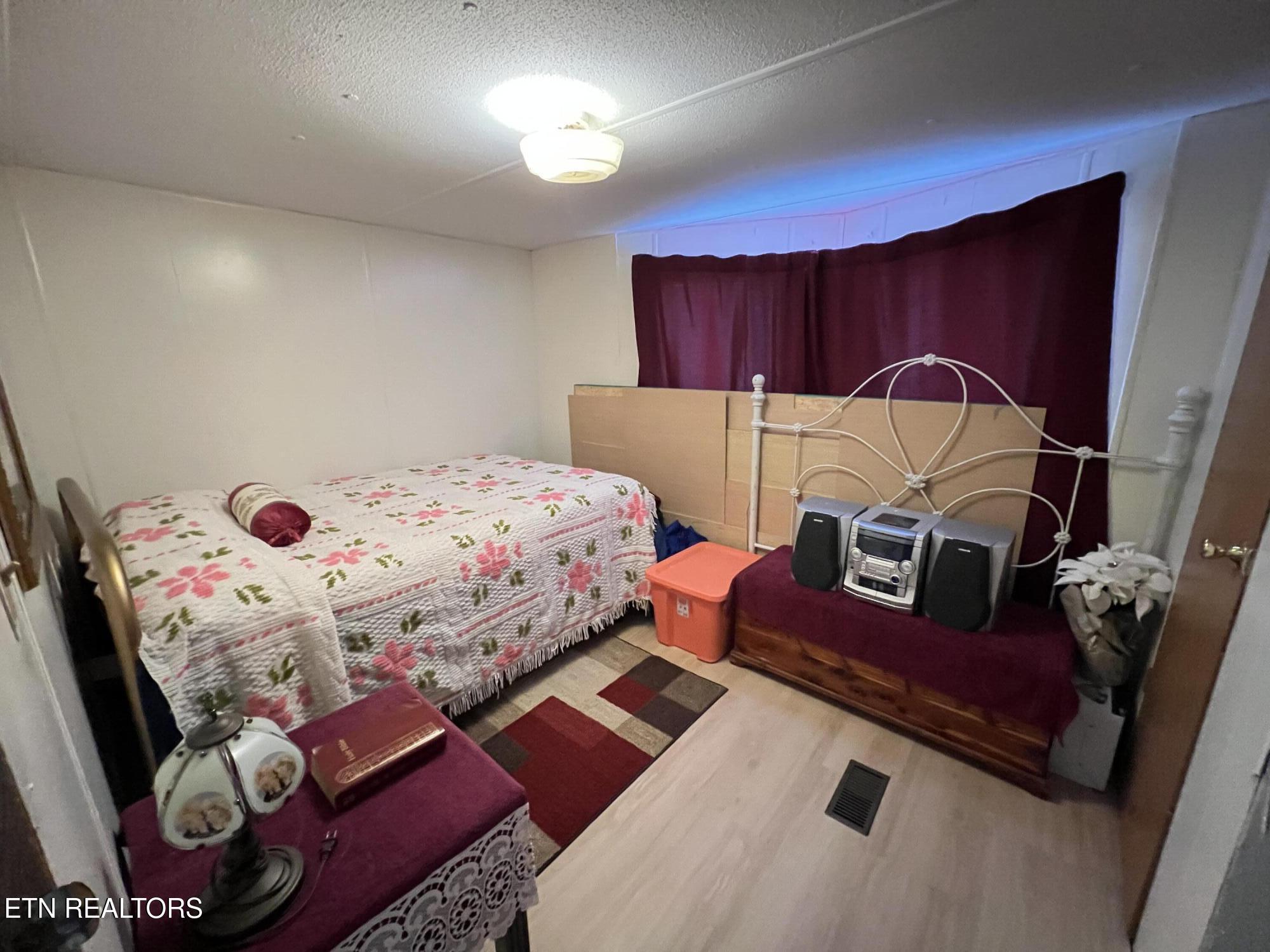 106 Meadowview Lane Decatur, TN 37322 - Photo 16 of 18 IMG_8008