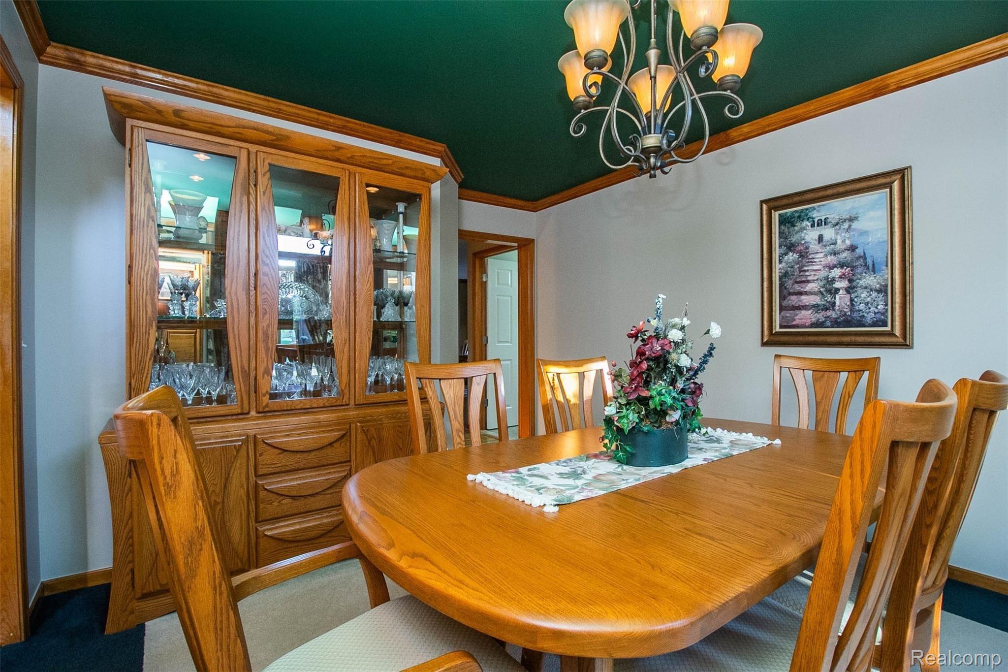 46738 West Ridge Drive Macomb, MI 48044 - Photo 9 of 54 10.jpg