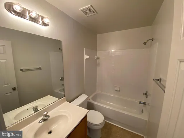 $2,245 | 4249 Normandy Court, Fredericksburg, VA 22408