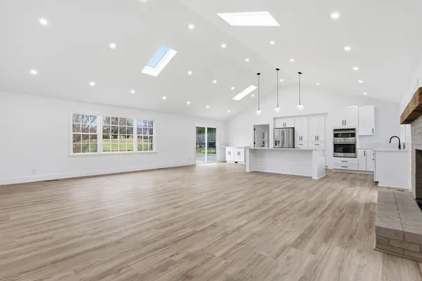 $639,000 | 104 Westover Drive, Greer, SC 29651