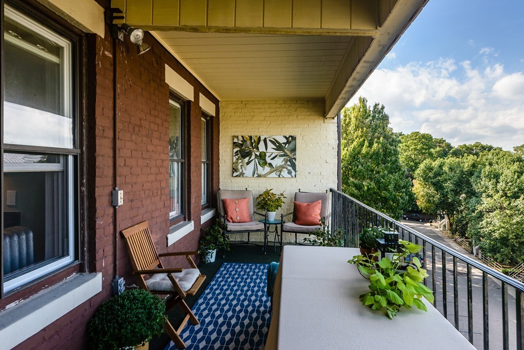 22 Bellvista Road, Unit 5 Boston, MA 02135 - Photo 20 of 25 Gallery Image 20