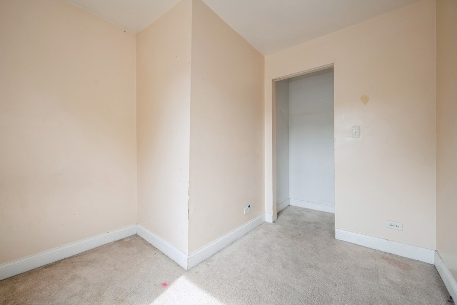 2139 North Kenneth Avenue Chicago, IL 60639 - Photo 14 of 21 a view of an empty room