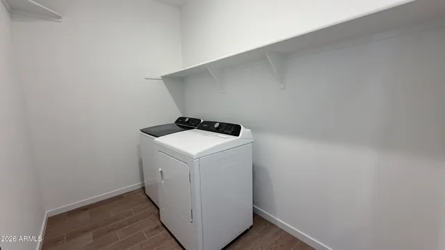 $2,095 | 15809 West Gray Fox Trail, Surprise, AZ 85387