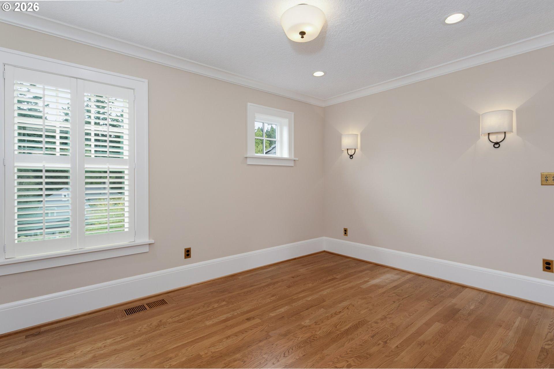 2719 Southwest Talbot Road Portland, OR 97201 - Photo 37 of 47 Gallery Image 37