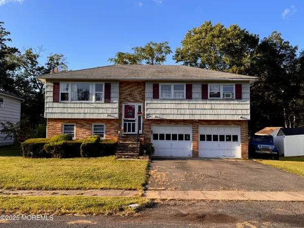 $440,000 | 429 Lea Avenue, Laurence Harbor, NJ 08879