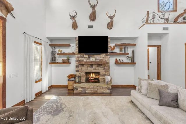 $749,900 | 2162 Leesburg Road, Morton, MS 39117