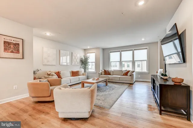 $719,999 | 241 Hickory Hollow, Cockeysville, MD 21030