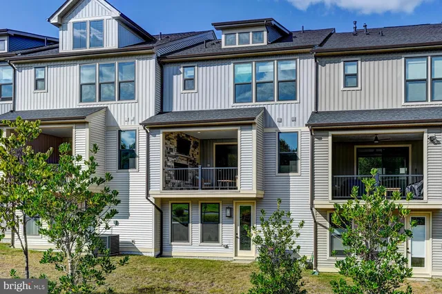 $719,999 | 241 Hickory Hollow, Cockeysville, MD 21030